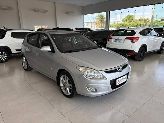 HYUNDAI I30 2.0 MPI 16V GASOLINA 4P AUTOMÁTICO HYUNDAI I30 2.0 MPI 16V GASOLINA 4P AUTOMÁTICO